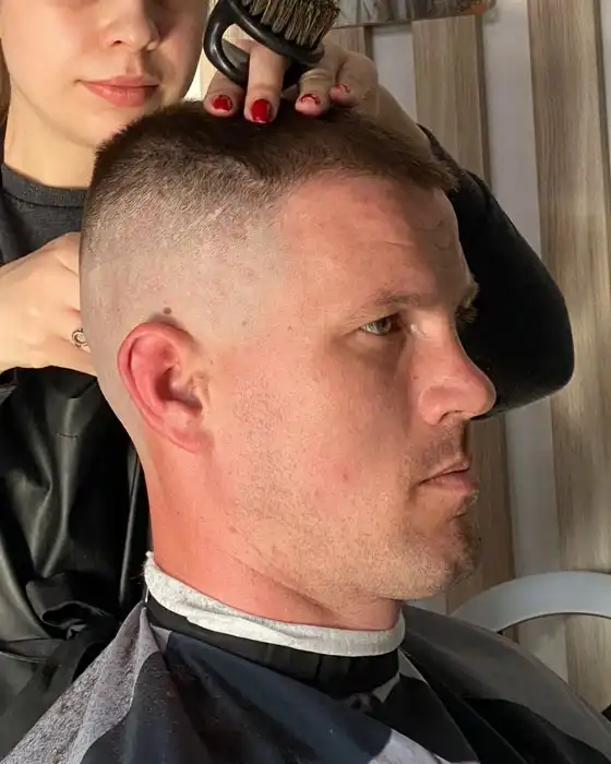 Чоловіча стрижка 9